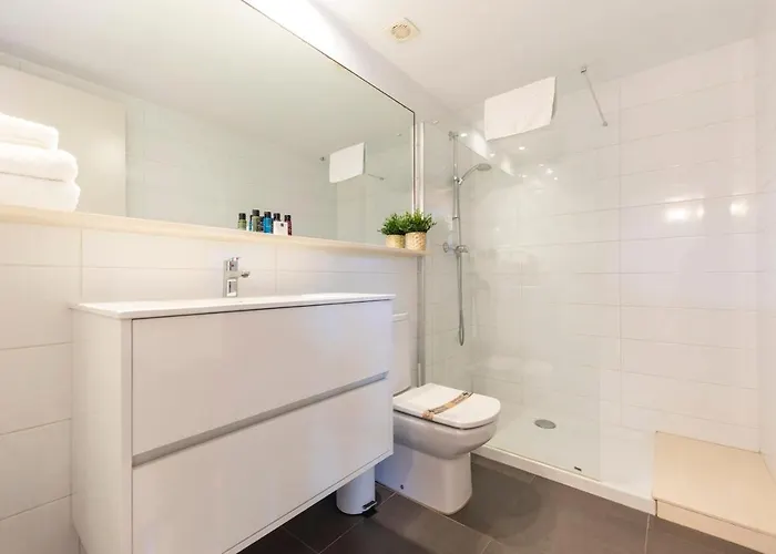 Bravissimo Raims Penthouse Lägenhet *